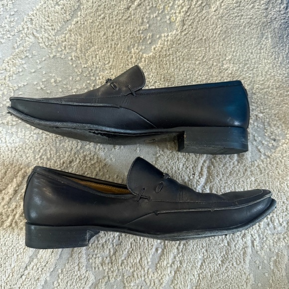 Louis Vuitton black leather loafers dress shoes logo plate slip on 7.5 main image 12
